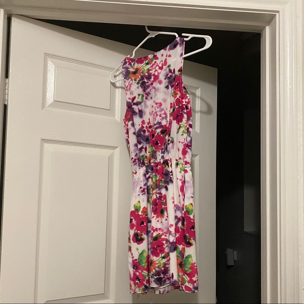 Dress - Picture 4 of 4